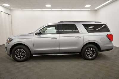 2022 Ford Expedition, $49750. Photo 7