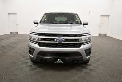 2022 Ford Expedition, $49750. Photo 9