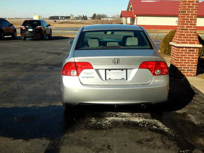 2008 Honda Civic, $7495. Photo 2