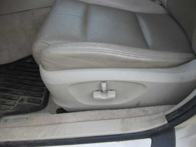 2008 Subaru Outback, $6995. Photo 5