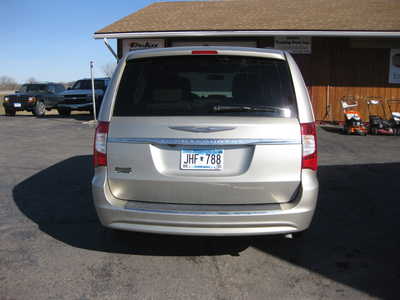 2012 Chrysler Town & Country, $9995. Photo 4