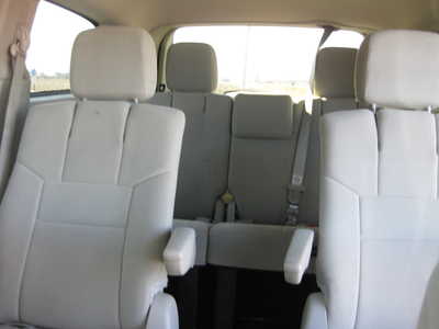 2012 Chrysler Town & Country, $9995. Photo 7