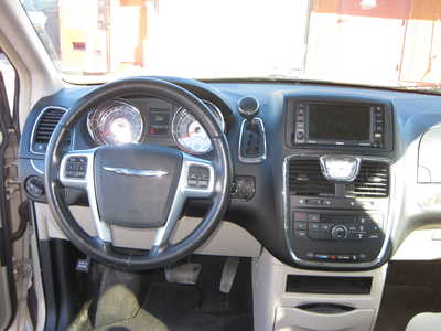 2012 Chrysler Town & Country, $9995. Photo 9