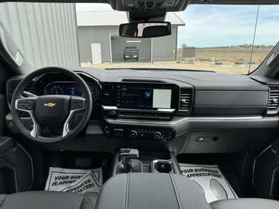 2024 Chevrolet 1500 Crew Cab, $63050.0. Photo 9