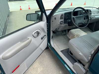 1995 Chevrolet 1500 Reg Cab, $6995.0. Photo 7