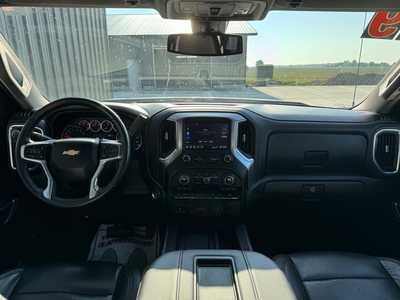 2019 Chevrolet 1500 Crew Cab, $41995.0. Photo 9