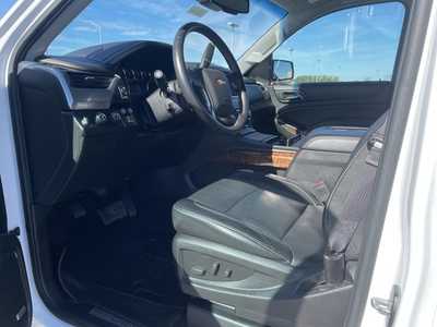 2016 Chevrolet Tahoe, $35000. Photo 2