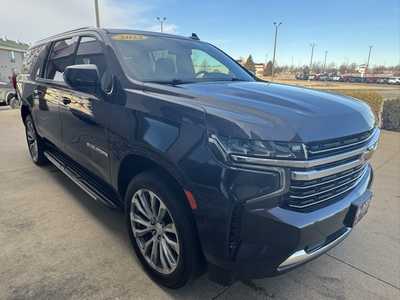 2022 Chevrolet Suburban, $45950. Photo 4