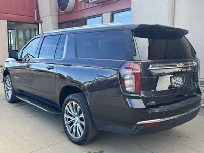 2022 Chevrolet Suburban, $45950. Photo 5