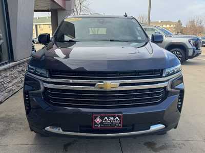 2022 Chevrolet Suburban, $45950. Photo 7