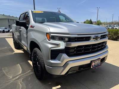 2022 Chevrolet 1500 Crew Cab, $42950. Photo 6