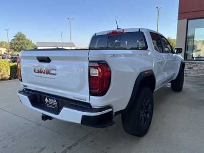 2024 GMC Canyon Crew Cab, $43578. Photo 7