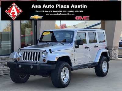 2012 Jeep Wrangler Unlimited, $17950. Photo 1