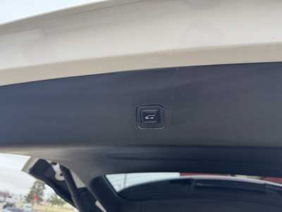2019 Chevrolet Traverse, $21750. Photo 10