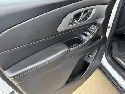 2019 Chevrolet Traverse, $21750. Photo 12