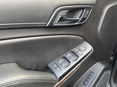2016 Chevrolet Suburban, $18950. Photo 12