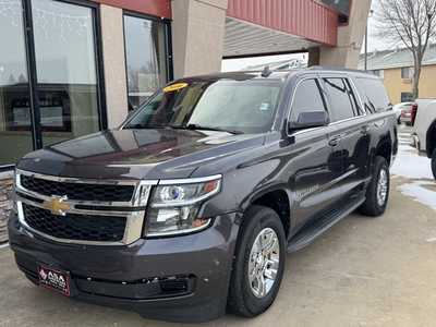 2016 Chevrolet Suburban, $18950. Photo 2