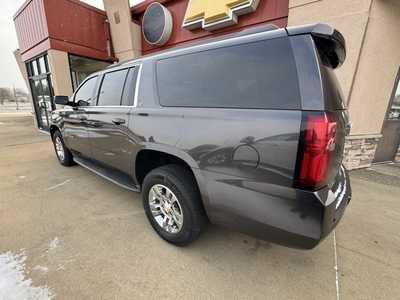 2016 Chevrolet Suburban, $18950. Photo 9
