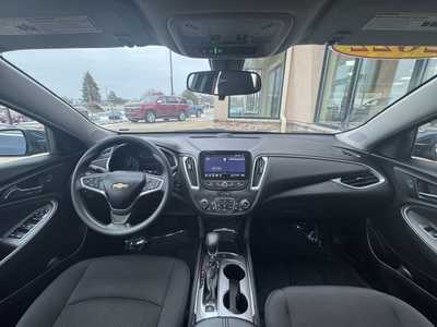 2022 Chevrolet Malibu, $17750. Photo 12