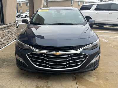 2022 Chevrolet Malibu, $17750. Photo 3
