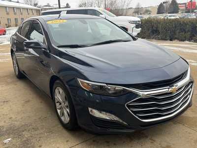 2022 Chevrolet Malibu, $17750. Photo 4