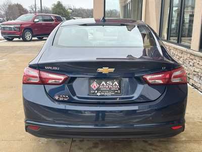 2022 Chevrolet Malibu, $17750. Photo 6