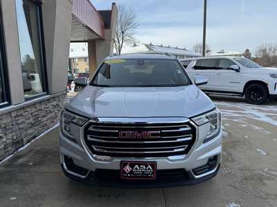 2022 GMC Terrain, $23950. Photo 2