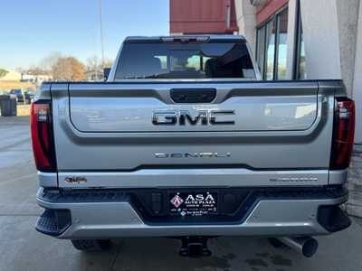 2025 GMC 3500 Crew Cab, $99435. Photo 6