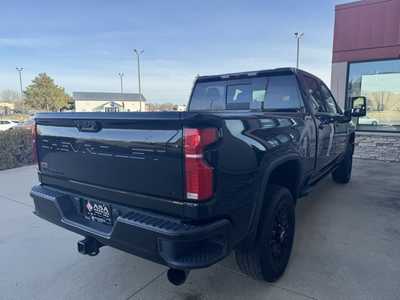 2024 Chevrolet 3500 Crew Cab, $67500. Photo 5