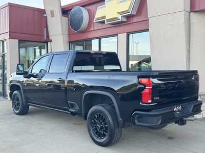 2024 Chevrolet 3500 Crew Cab, $67500. Photo 7