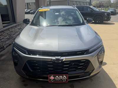 2025 Chevrolet Trax, $26690. Photo 3