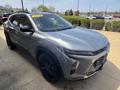 2025 Chevrolet Trax, $26690. Photo 4