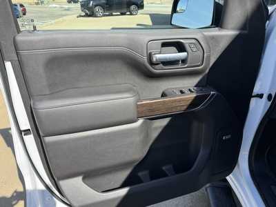 2021 GMC 1500 Crew Cab, $31450. Photo 9
