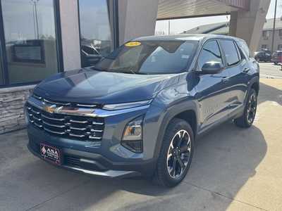 2025 Chevrolet Equinox, $32595. Photo 2