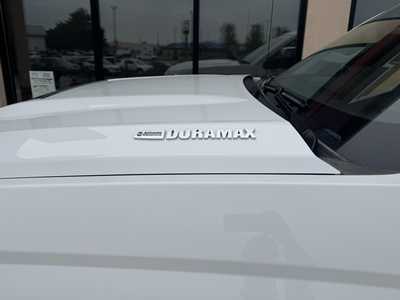 2018 Chevrolet 3500 Crew Cab, $38950. Photo 10