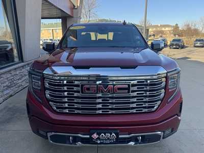 2022 GMC 1500 Crew Cab, $49950. Photo 3
