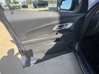 2014 Chevrolet Equinox, $13350. Photo 11