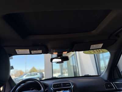 2017 Ford Explorer, $14450. Photo 11