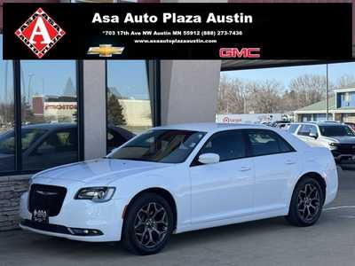 2018 Chrysler 300, $20950. Photo 1
