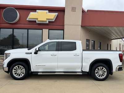 2023 GMC 1500 Crew Cab, $51950. Photo 8