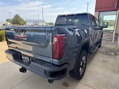 2025 GMC 3500 Crew Cab, $90060. Photo 5