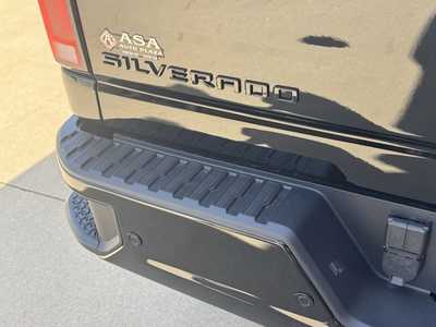 2025 Chevrolet 2500 Crew Cab, $73095. Photo 8