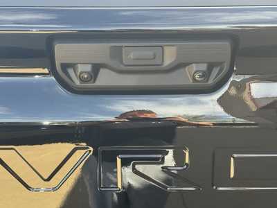 2025 Chevrolet 2500 Crew Cab, $73095. Photo 9