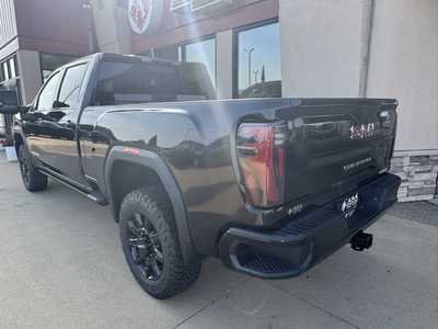 2025 GMC 2500 Crew Cab, $79065. Photo 7