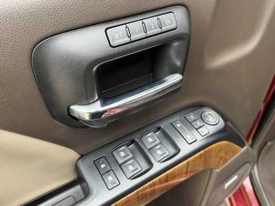 2017 GMC 1500 Crew Cab, $26650. Photo 12