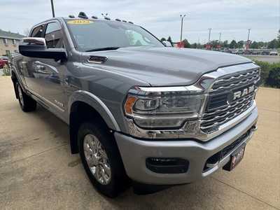 2022 RAM 2500 Crew Cab, $64375. Photo 4