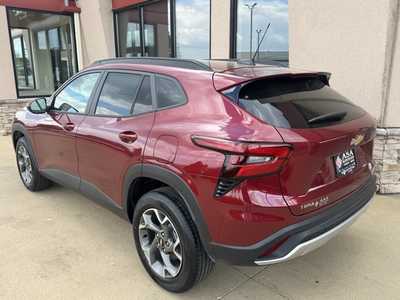 2025 Chevrolet Trax, $24590. Photo 9