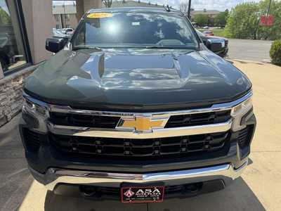 2025 Chevrolet 1500 Crew Cab, $61215. Photo 3