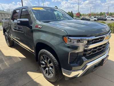 2025 Chevrolet 1500 Crew Cab, $61215. Photo 4