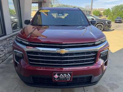 2025 Chevrolet Traverse, $48190. Photo 3